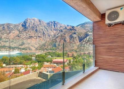 Wohnung für 360 000 euro in Kotor, Montenegro