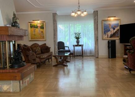House for 890 000 euro in Bulduri, Latvia