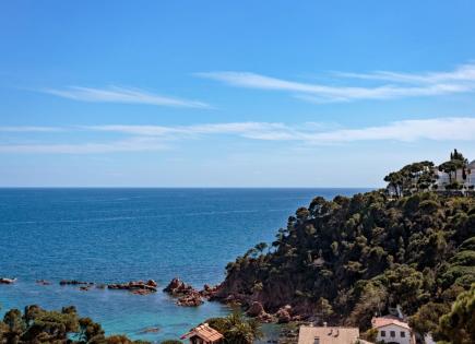Land for 80 000 euro on Costa Brava, Spain