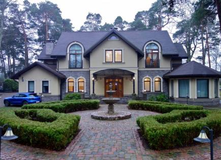 House for 4 000 000 euro in Melluzi, Latvia