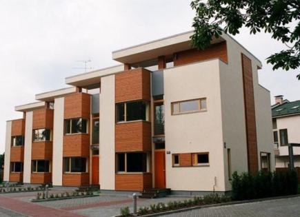 Townhouse for 365 000 euro in Melluzi, Latvia