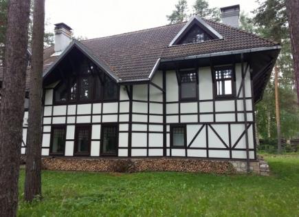 Casa para 400 000 euro en Distrito de Riga, Letonia