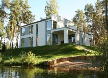 House for 750 000 euro in Riga District, Latvia