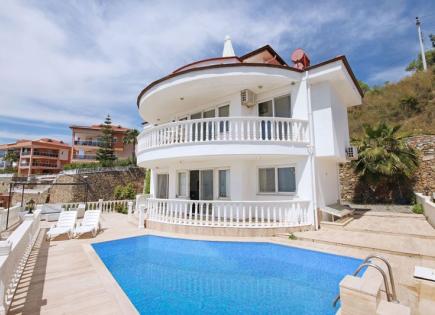 Villa for 300 000 euro in Alanya, Turkey