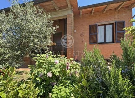 House for 350 000 euro in Citta della Pieve, Italy