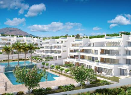 Apartment for 445 000 euro in Estepona, Spain