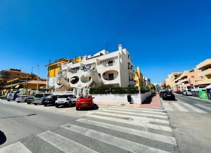 Apartment für 139 000 euro in La Mata, Spanien