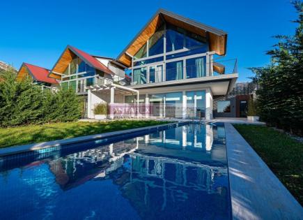 Villa for 680 000 euro in Tivat, Montenegro