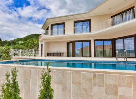 Villa pour 1 600 000 Euro à Tivat, Monténégro