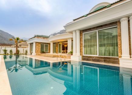 Villa for 2 250 000 euro in Kemer, Turkey