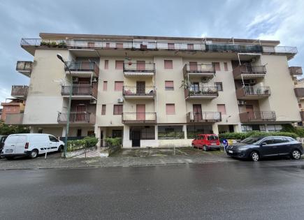 Appartement pour 48 000 Euro à Scalea, Italie