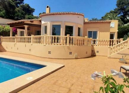 Villa für 650 000 euro in Javea, Spanien