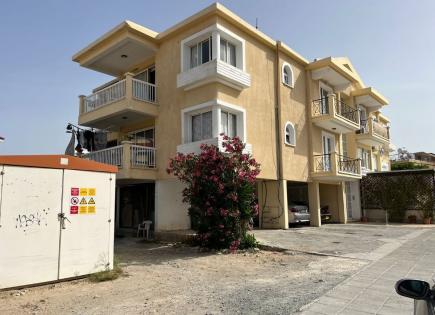 Commercial property for 650 000 euro in Paphos, Cyprus