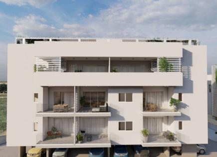 Apartment for 330 000 euro in Larnaca, Cyprus