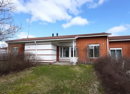 Casa adosada para 25 000 euro en Lapinjarvi, Finlandia