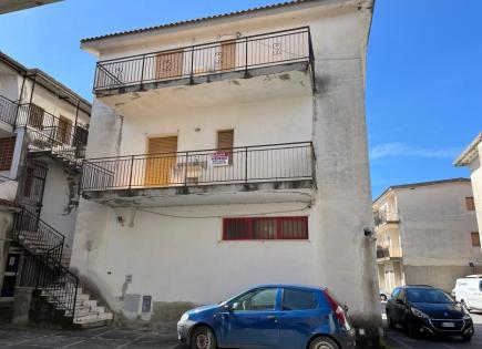 Wohnung für 32 000 euro in Santa Maria del Cedro, Italien