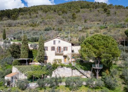 House for 499 000 euro in Spoleto, Italy