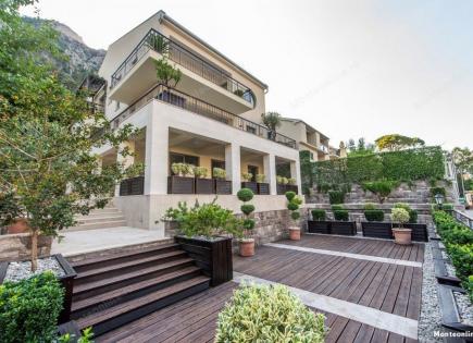 Villa para 1 400 000 euro en Kotor, Montenegro