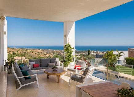 Villa for 3 450 000 euro in Marbella, Spain