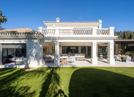 Villa for 2 995 000 euro in San Pedro de Alcantara, Spain