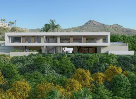 Villa for 2 185 000 euro in Benahavis, Spain