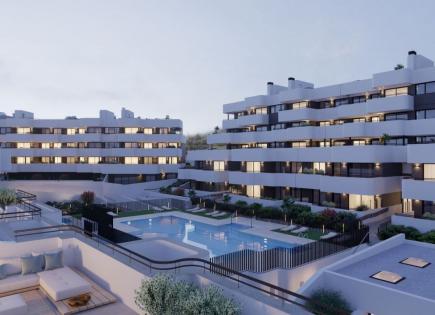 Apartment for 563 200 euro in Estepona, Spain