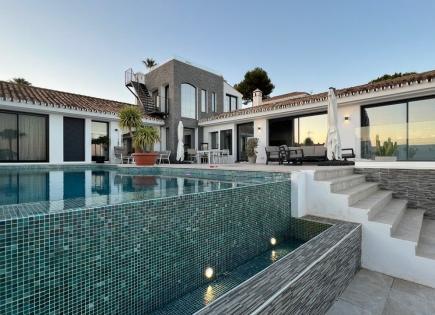 Villa for 1 890 000 euro in Estepona, Spain