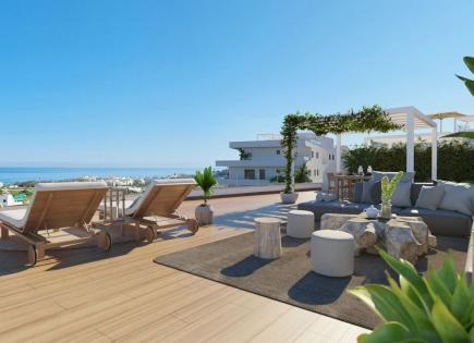Penthouse for 760 000 euro in Estepona, Spain