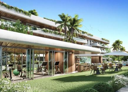 Penthouse for 1 130 000 euro in San Pedro de Alcantara, Spain