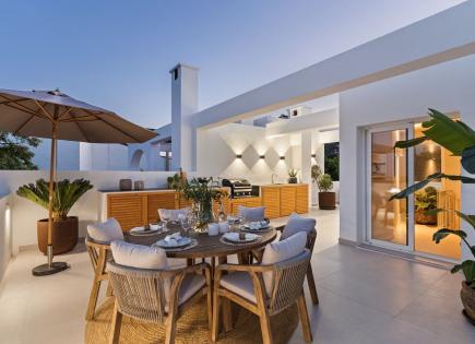 Casa adosada para 1 349 000 euro en Benahavis, España