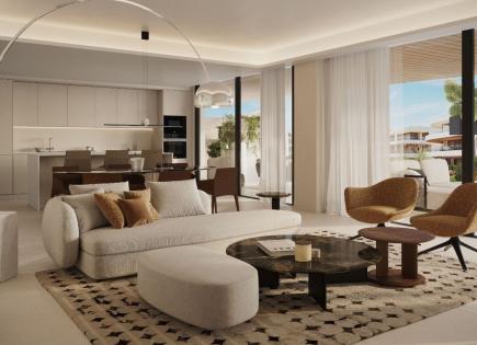 Apartment for 635 000 euro in Estepona, Spain