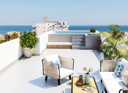 Apartment for 379 000 euro in Torremolinos, Spain