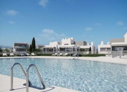 Apartment for 388 000 euro in Estepona, Spain
