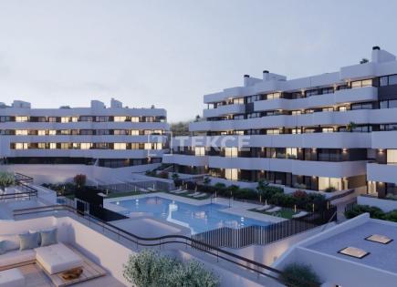 Apartment for 515 000 euro in Estepona, Spain