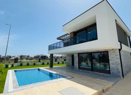 Villa für 950 000 euro in Kemer, Türkei