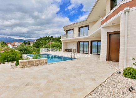 Villa for 1 600 000 euro in Tivat, Montenegro