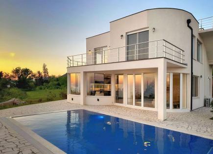 Villa for 750 000 euro in Bar, Montenegro