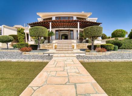 Villa for 3 000 000 euro in Paphos, Cyprus