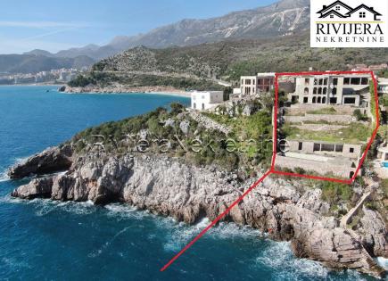 Villa for 4 100 000 euro in Budva, Montenegro