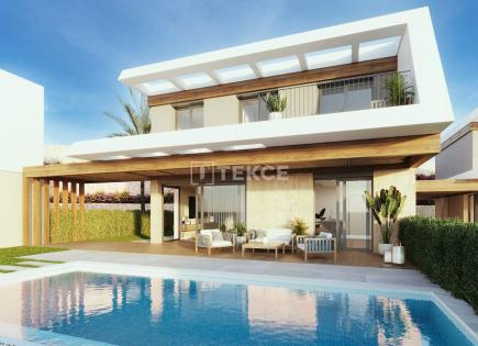 Villa for 428 000 euro in Polop de la Marina, Spain