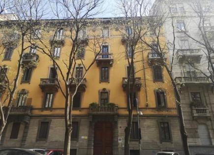 Flat for 330 000 euro in Milan, Italy