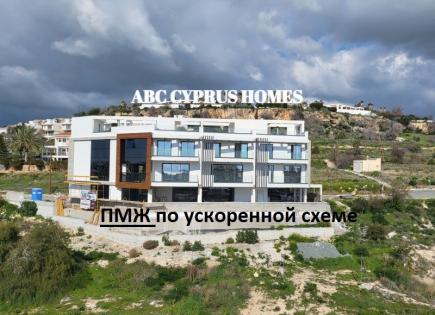 Townhouse for 365 000 euro in Paphos, Cyprus