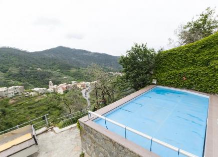 House for 650 000 euro in Levanto, Italy