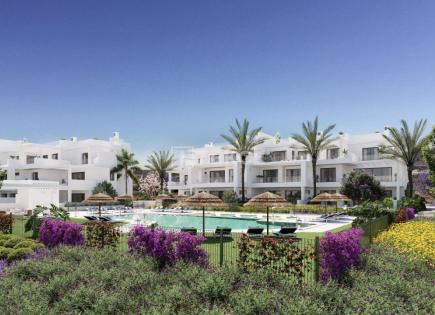Apartment for 425 000 euro in Estepona, Spain