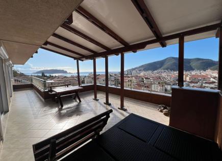 Penthouse for 316 000 euro in Budva, Montenegro