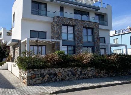 Wohnung für 219 000 euro in Esentepe, Zypern