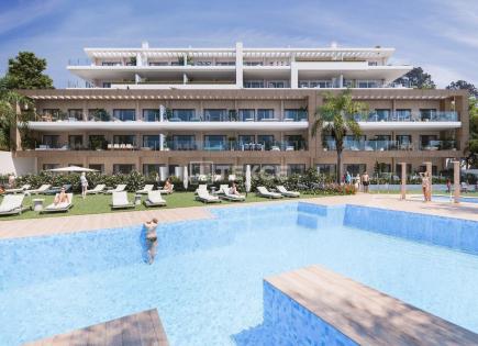 Apartment for 871 000 euro in Estepona, Spain
