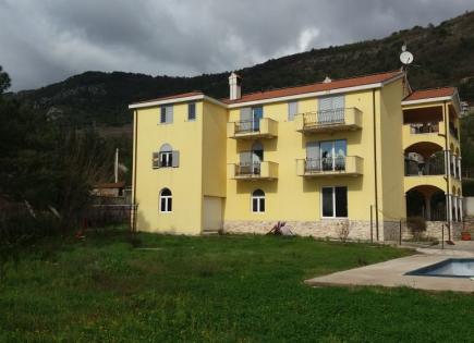 Villa para 680 000 euro en Kavač, Montenegro