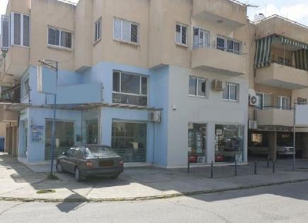 Shop for 215 000 euro in Larnaca, Cyprus