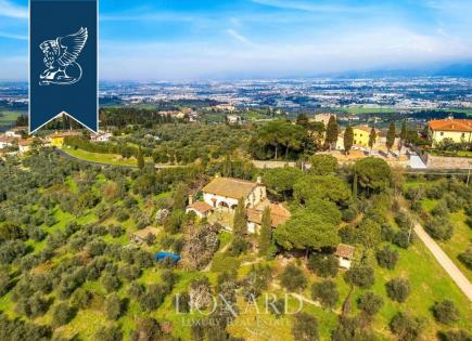 Villa for 2 300 000 euro in Florence, Italy